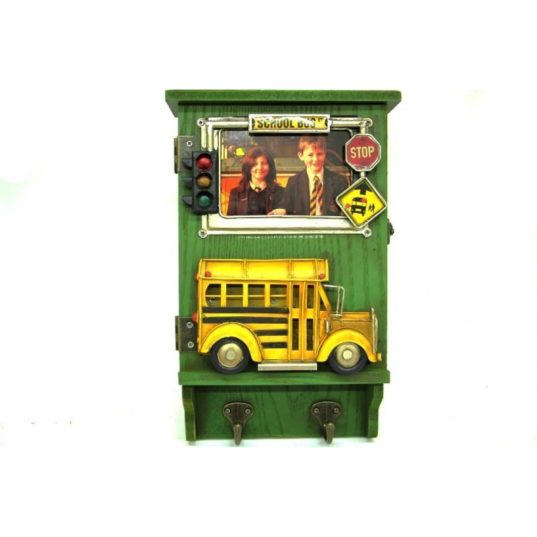 Okul Otobüsü Temalı Ahşap Dekoratif Çerçeveli Kutu Anahtarlık